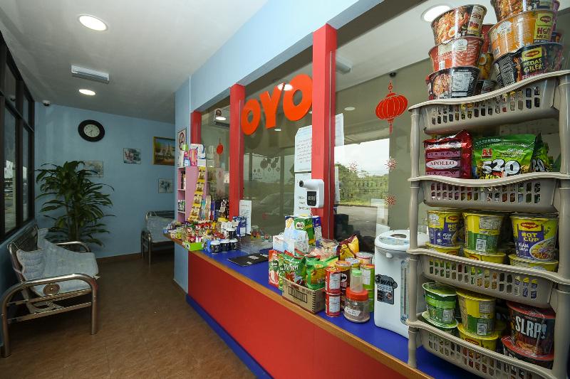 فندق Oyo 90172 Batu Niah Homestay