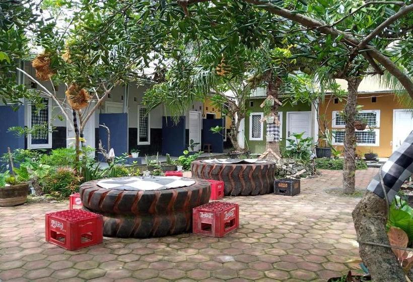 בית מלון כפרי Oyo 90229 Fidel Caestro Homestay