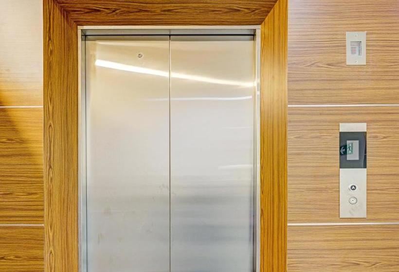 Отель Oyo 90350 Five Star 2