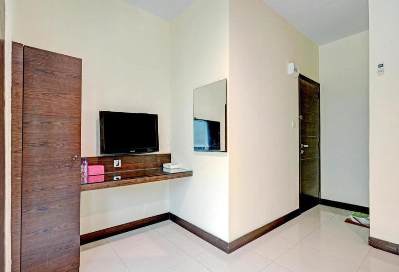 Отель Oyo 90350 Five Star 2