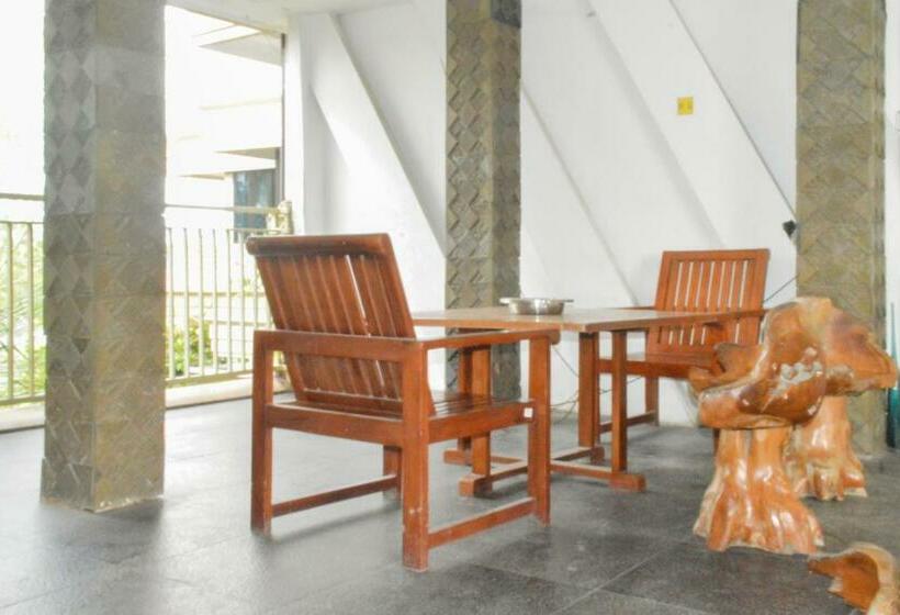 ホテル Oyo 90378 Rigari Guest House