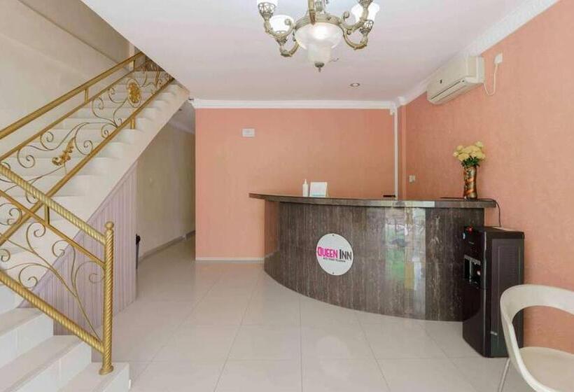 酒店 Queen Inn Batam Redpartner