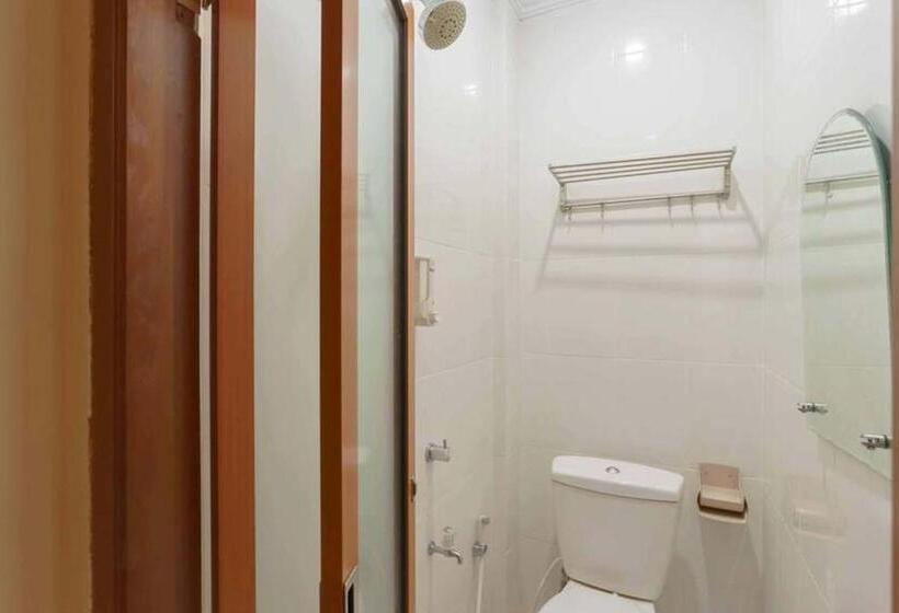 酒店 Queen Inn Batam Redpartner