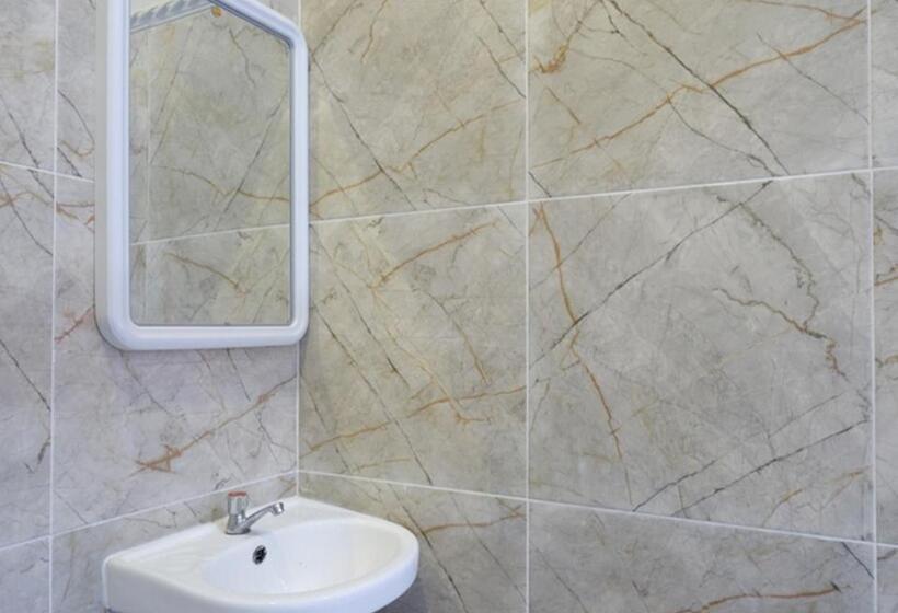 酒店 Reddoorz @ City Park Medoho Semarang