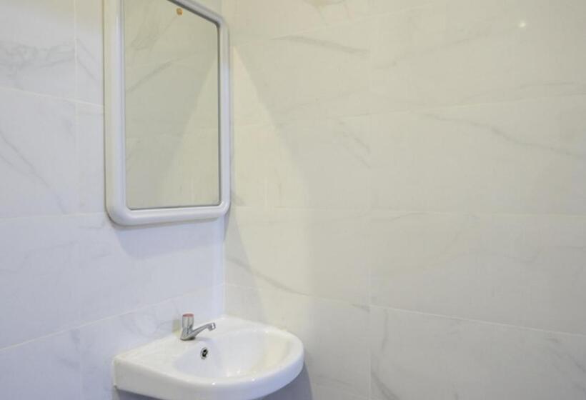 酒店 Reddoorz @ City Park Medoho Semarang