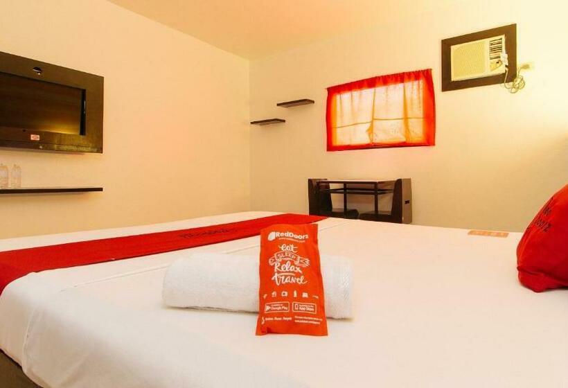 Reddoorz @ El Runway Hotel Bulacan