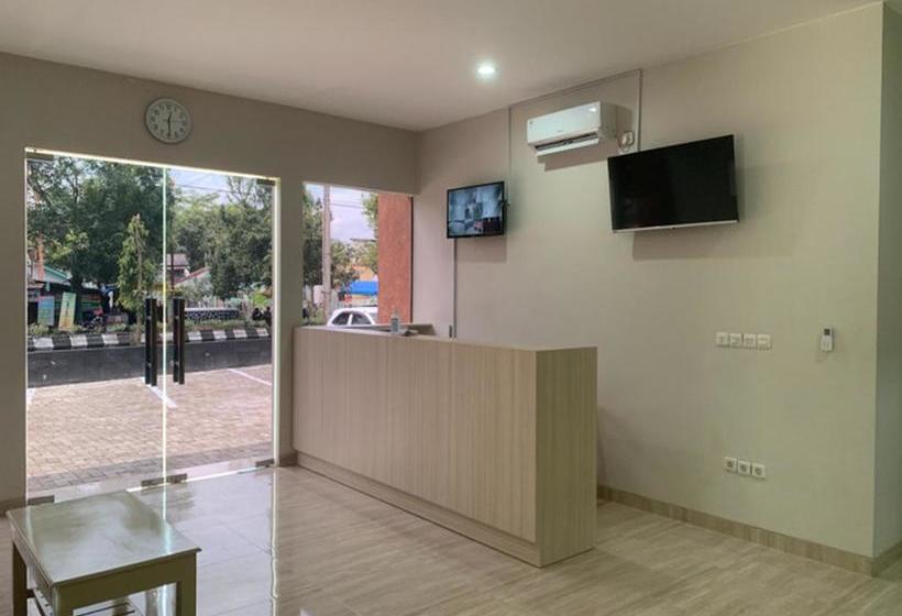 酒店 Reddoorz Near Alun Alun Purbalingga