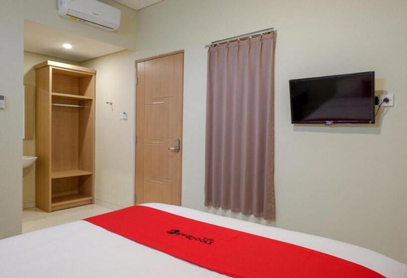 酒店 Reddoorz Near Exit Tol Banyumanik 2