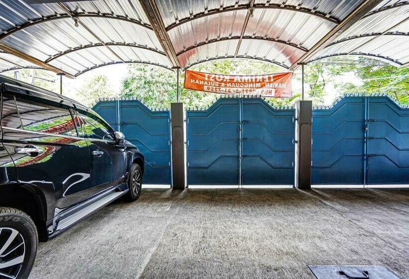 فندق Reddoorz Near Pasar Atom Mall