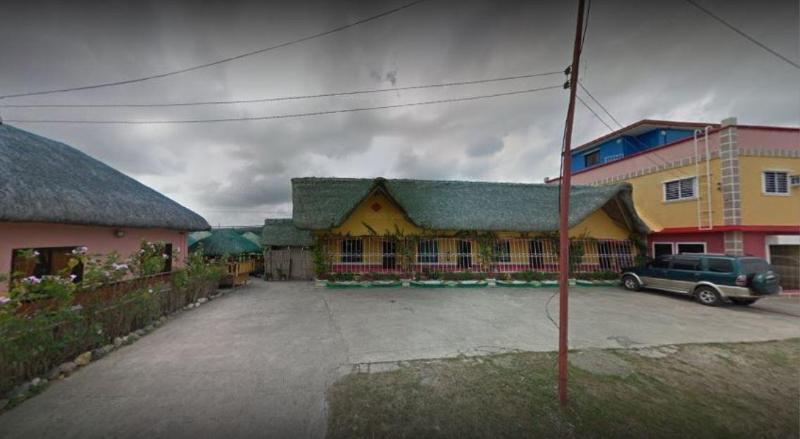 فندق Reddoorz Plus Near Bangui Windmills   Vaccinated Staff