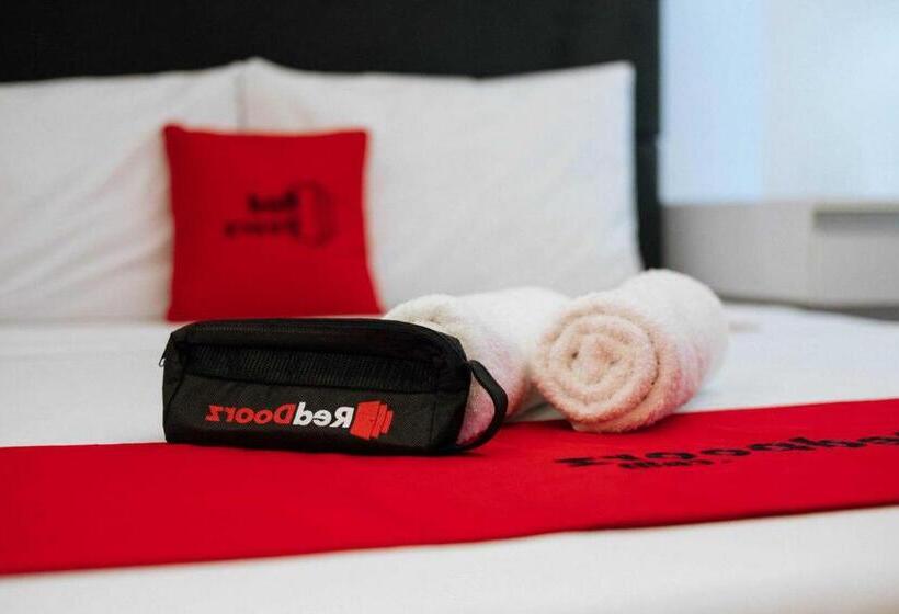 酒店 Reddoorz Plus Near Universitas Saburai Lampung