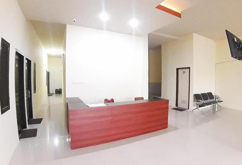 فندق Reddoorz Syariah Near Transmart Jambi 2