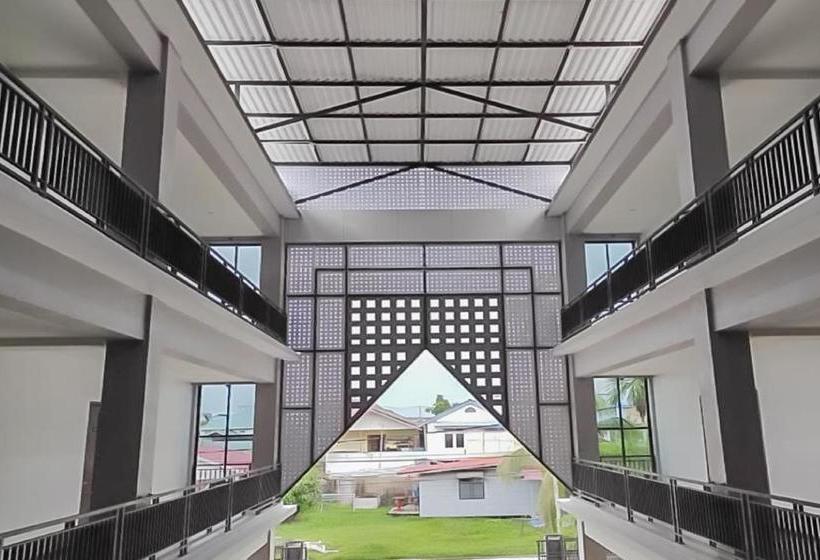 בית מלון כפרי Reddoorz Syariah Plus Near Tanjungpura University 2 Pontianak