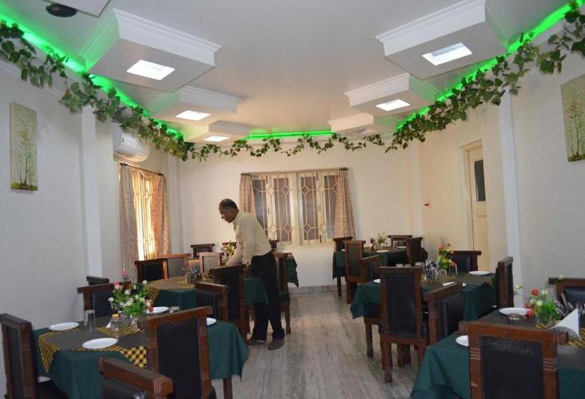 Отель Royal Palace