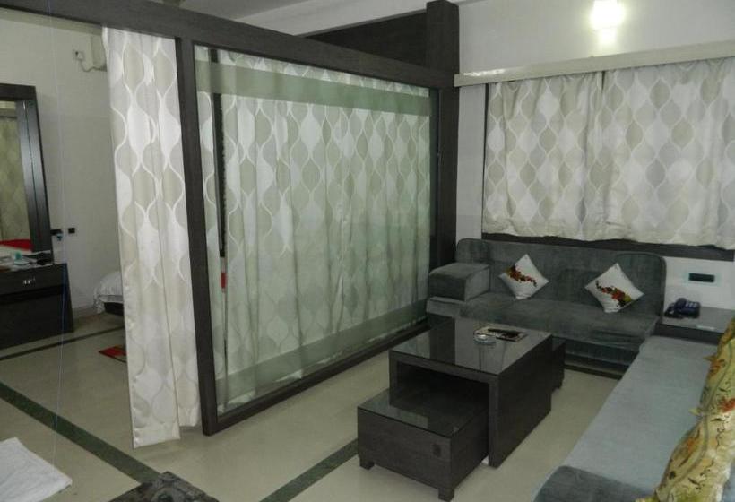 בית מלון כפרי Royal Palace