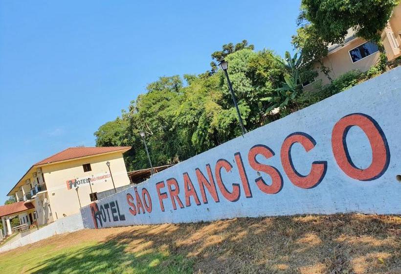 فندق Sao Francisco Tres Barras Do Parana Pr