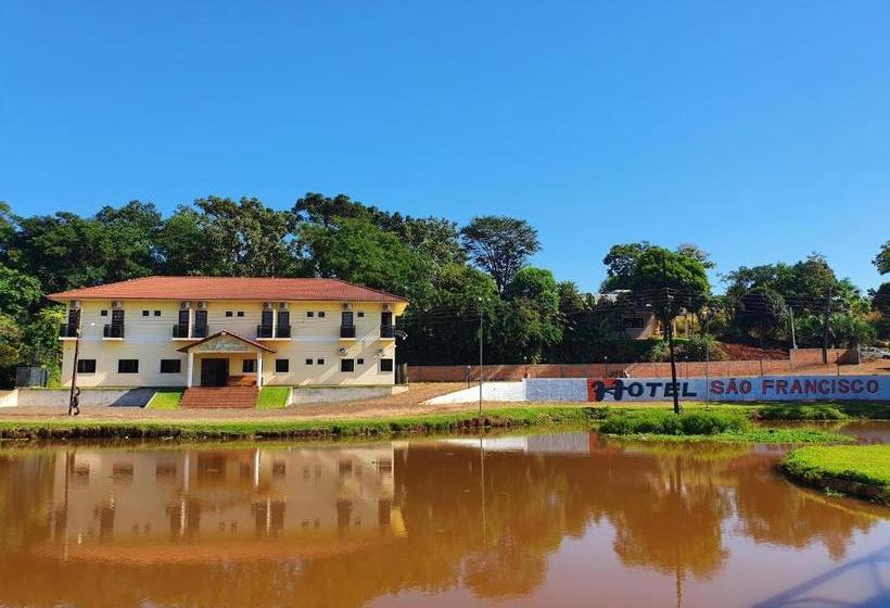 فندق Sao Francisco Tres Barras Do Parana Pr