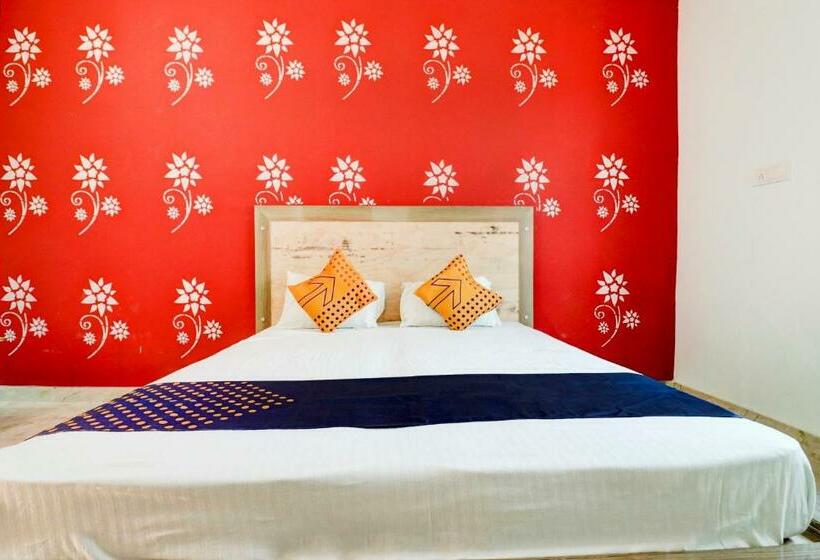 Spot On 76534 Hotel Sunrise