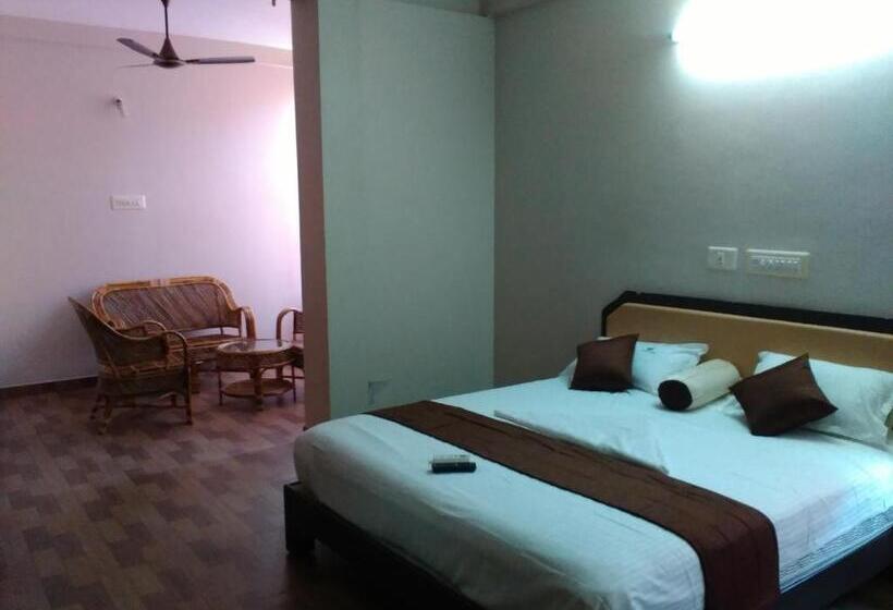 호텔 Subasree Cottage