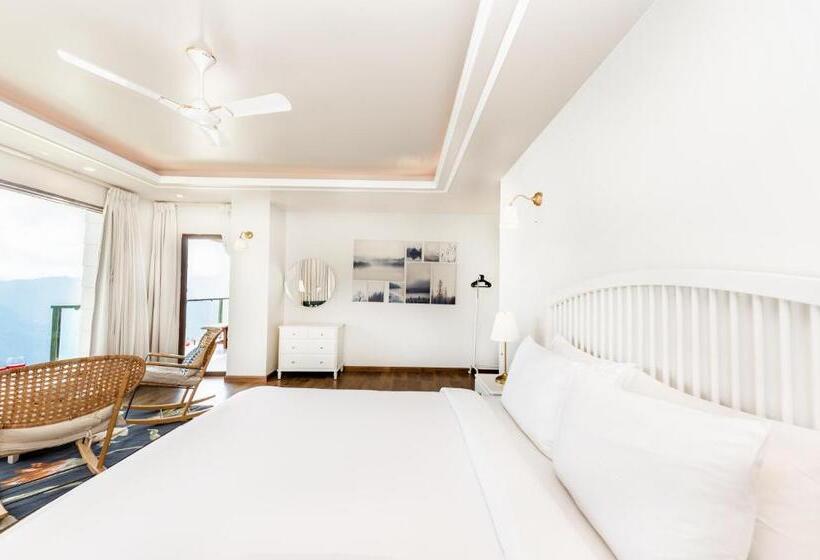 ホテル The Manor Luxury Apartments, Shimla