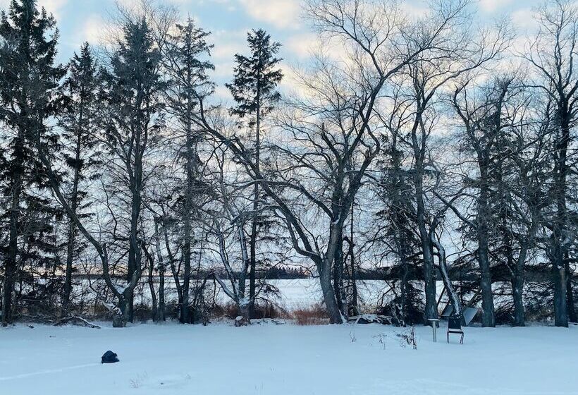 فندق Theodore Motor