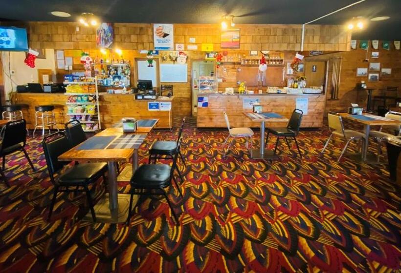 فندق Theodore Motor