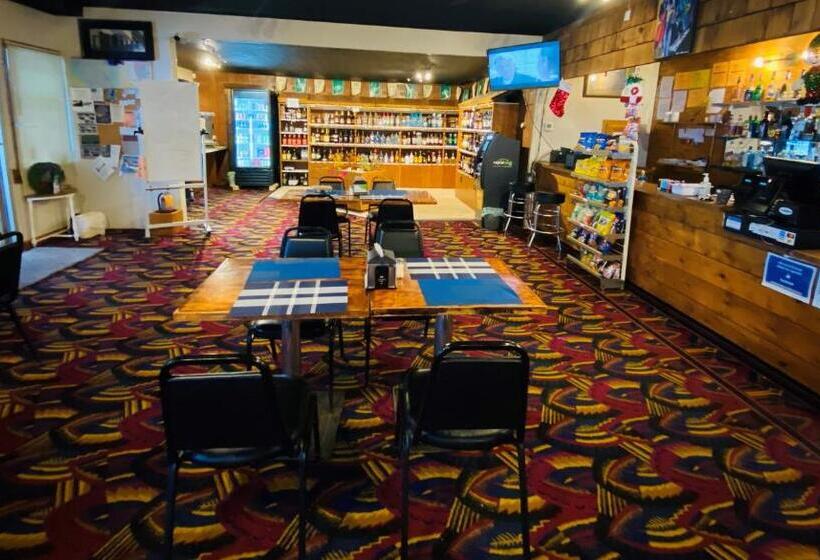 فندق Theodore Motor