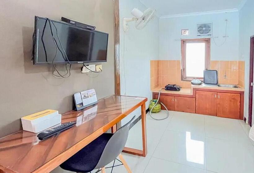 فندق Villa Kampoeng City Wonosalam Mitra Reddoorz