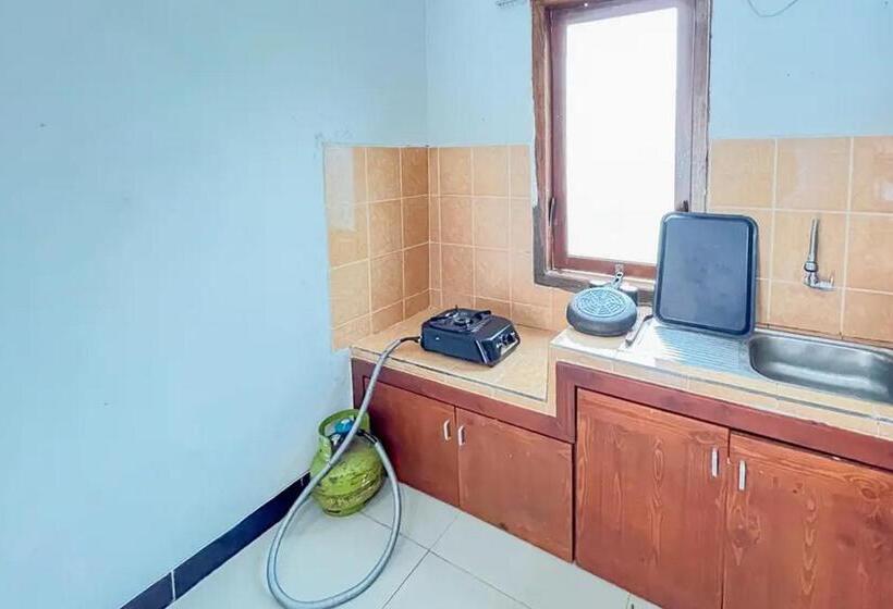 فندق Villa Kampoeng City Wonosalam Mitra Reddoorz