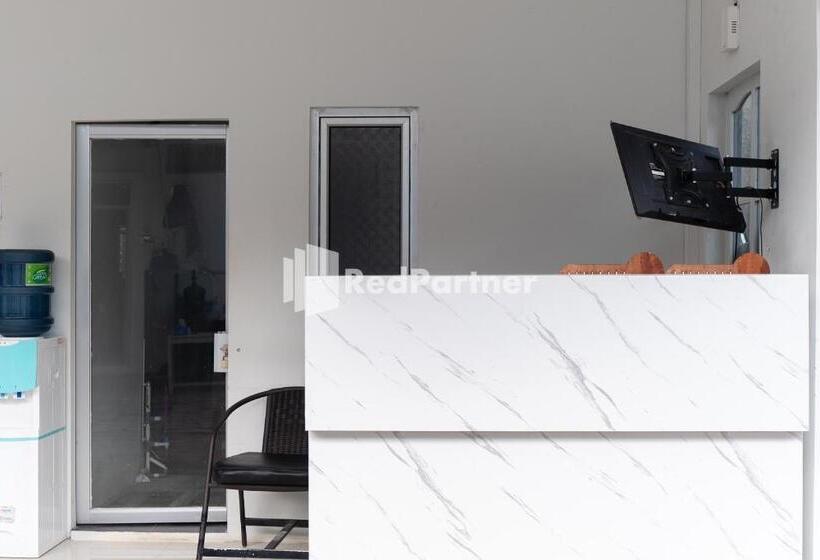 هتل Wisma Narada 2 Lampung Mitra Reddoorz