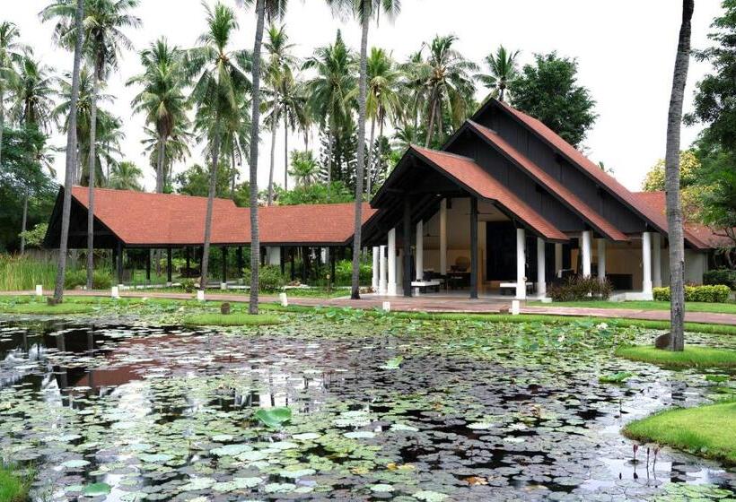 בית מלון כפרי Wyndham Hua Hin Pranburi Resort & Villas