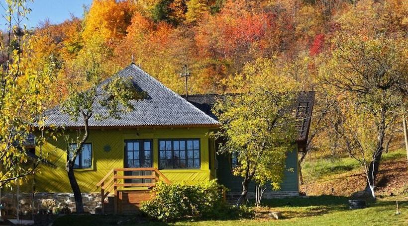 بنسيون Alunis Retreat