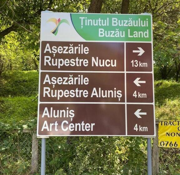 بنسيون Alunis Retreat