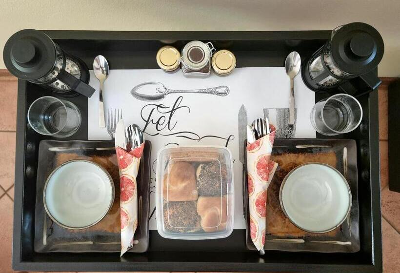 פנסיון Camelia Guest House