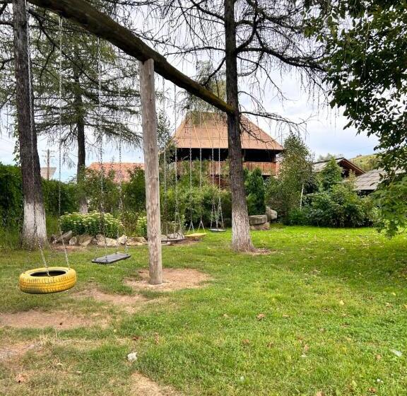 פנסיון Casa Ott