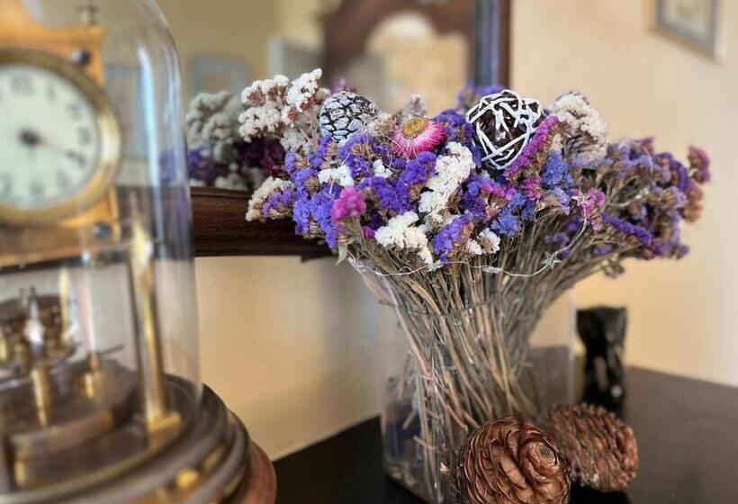 Пансион Château Du Mauny, Gîtes Et Chambres D Hôtes En Bourgogne