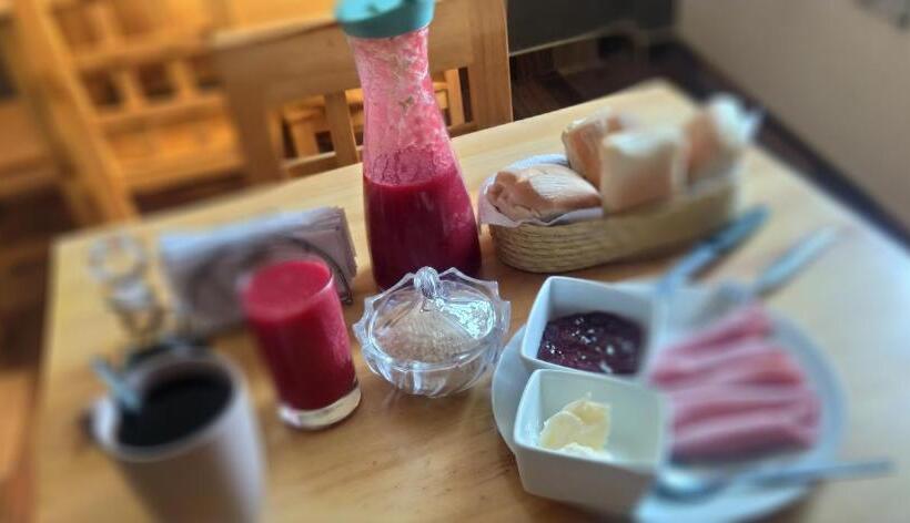 پانسیون Hostal Milagros