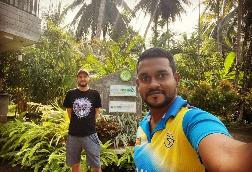 펜션 Leisure Living Resort Weweldeniya