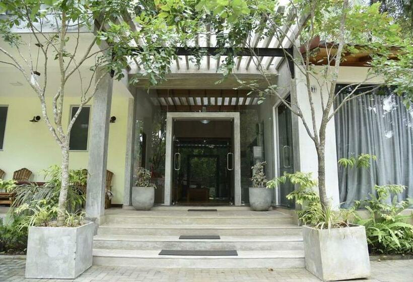 펜션 Leisure Living Resort Weweldeniya