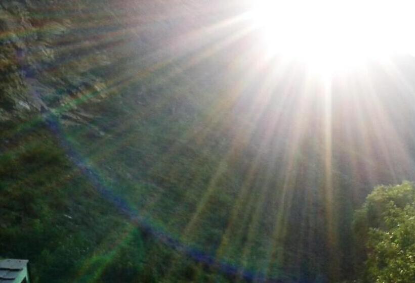 منتجع The Mother S Riverfront