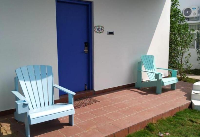 Riviera Beach Resort