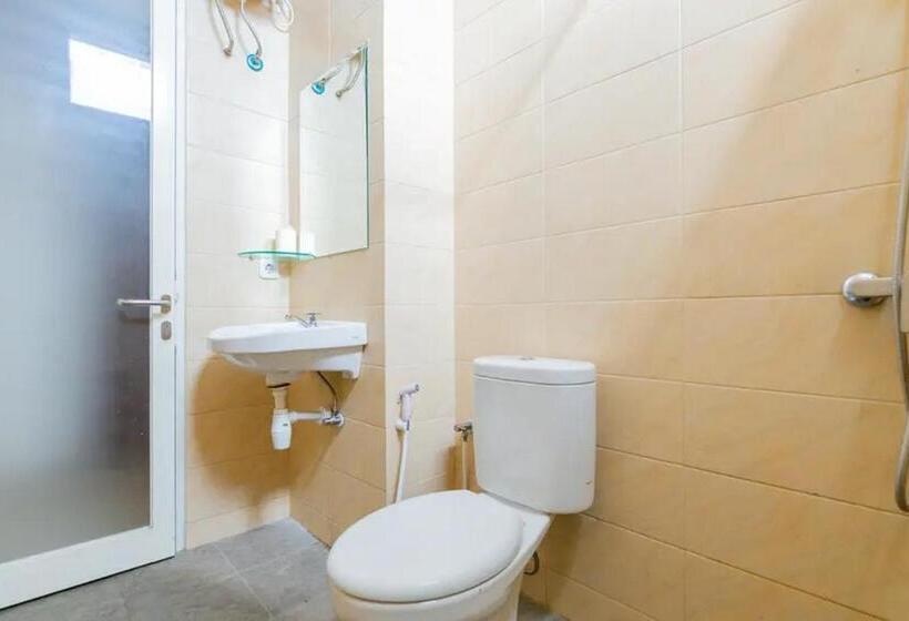 Sans Hotel Rajawali Surabaya By Reddoorz