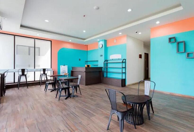 Sans Hotel Rajawali Surabaya By Reddoorz