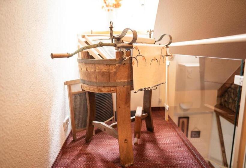 ユースホステル Gasthof Alte Schmiede G Luckendorf