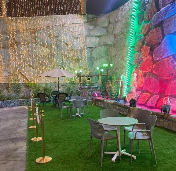 호스텔 Revera Resort