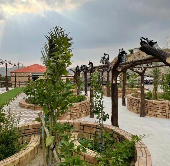 호스텔 Revera Resort