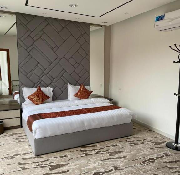 호스텔 Revera Resort