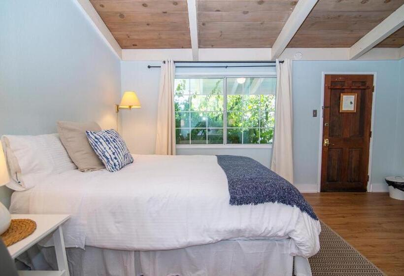 호스텔 Smiley S Saloon &