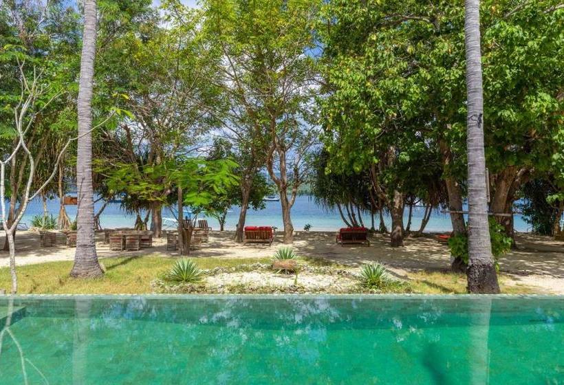 Amahelia Luxury Resort & Restaurant   Gili Asahan