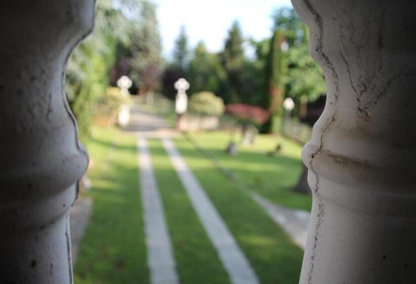 مبيت وإفطار Antica Dimora Del Portico